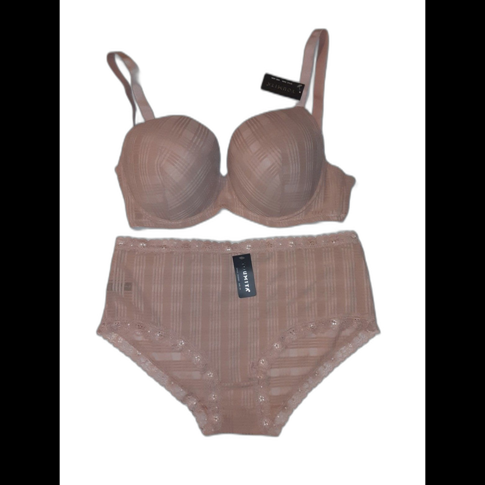 Youmita 42DD Cafe Creme Geo Lace Bra & 2x Geo Lace Panty NWT